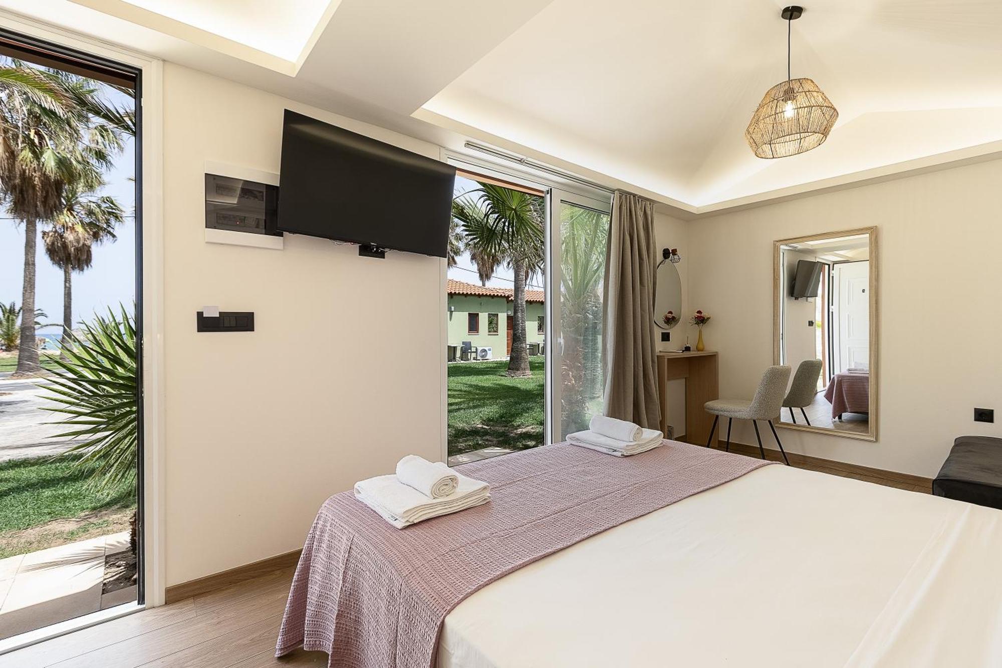 La Palma Beachfront Suites Georgioupoli Dış mekan fotoğraf