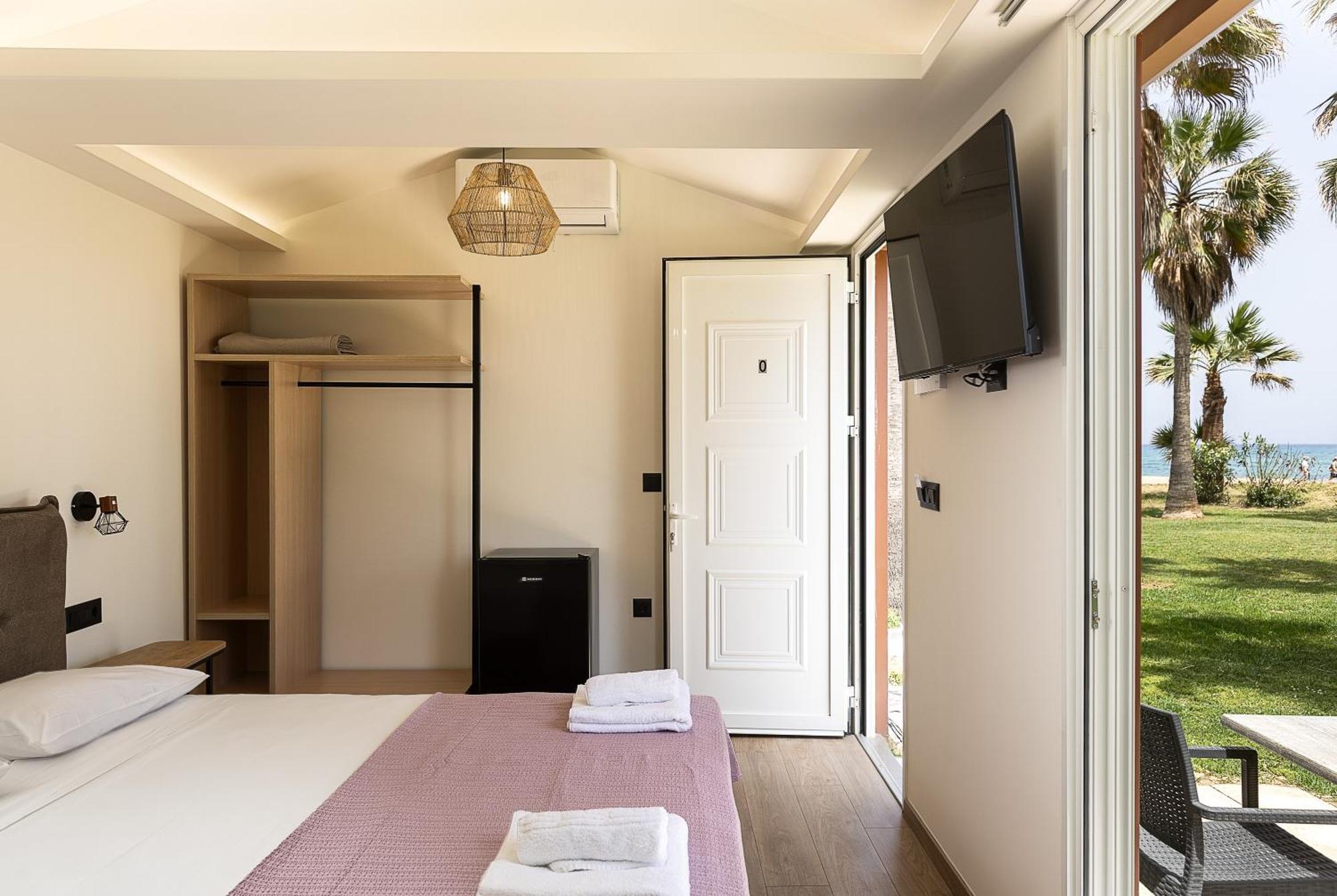 La Palma Beachfront Suites Georgioupoli Dış mekan fotoğraf
