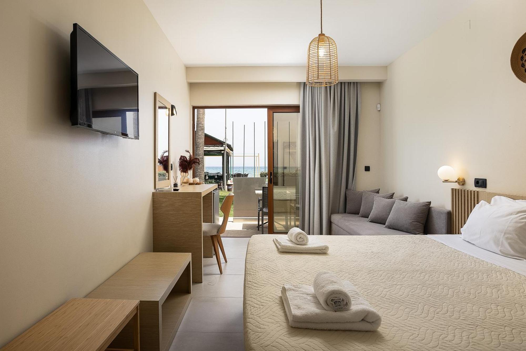 La Palma Beachfront Suites Georgioupoli Dış mekan fotoğraf