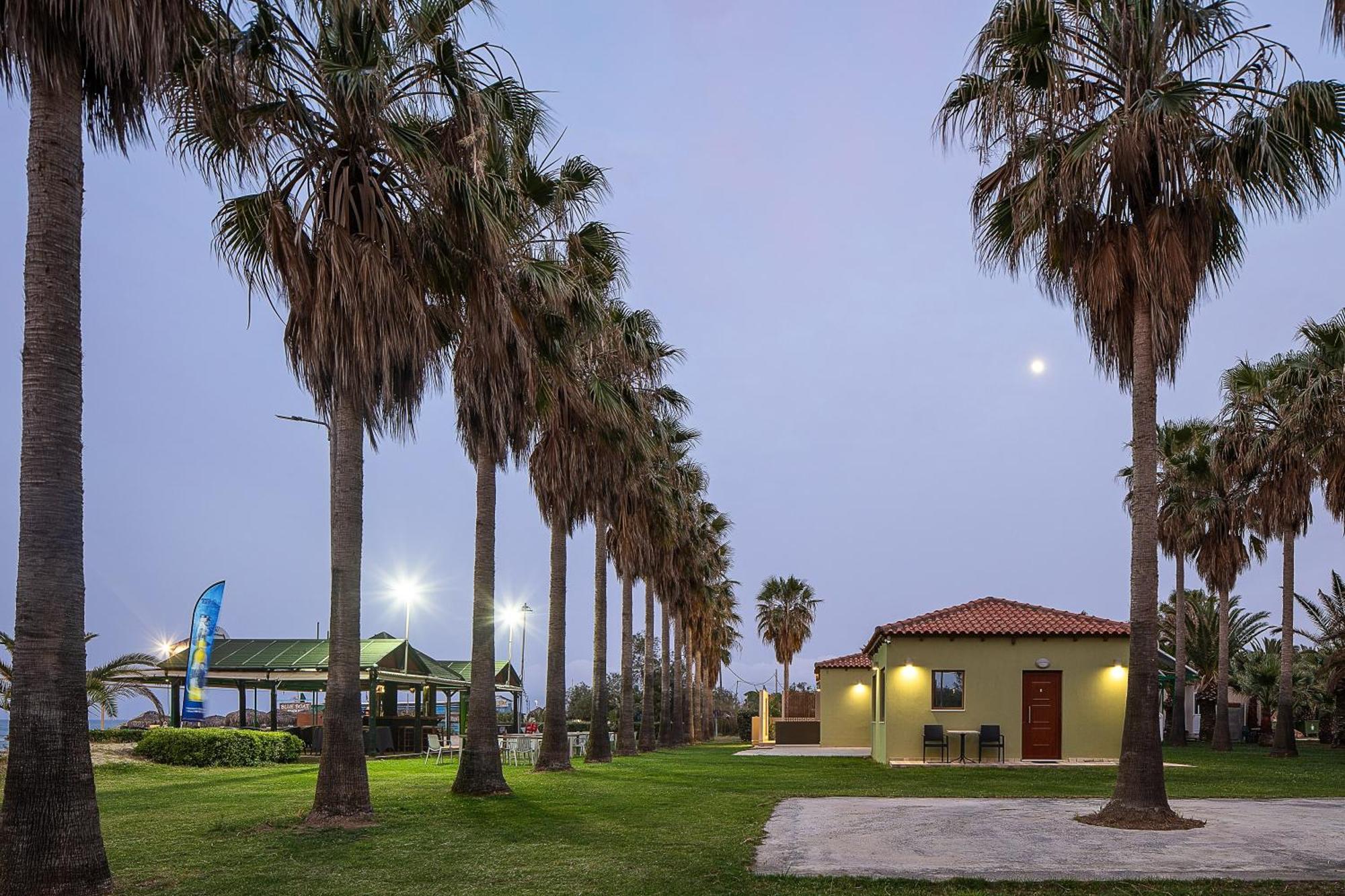 La Palma Beachfront Suites Georgioupoli Dış mekan fotoğraf