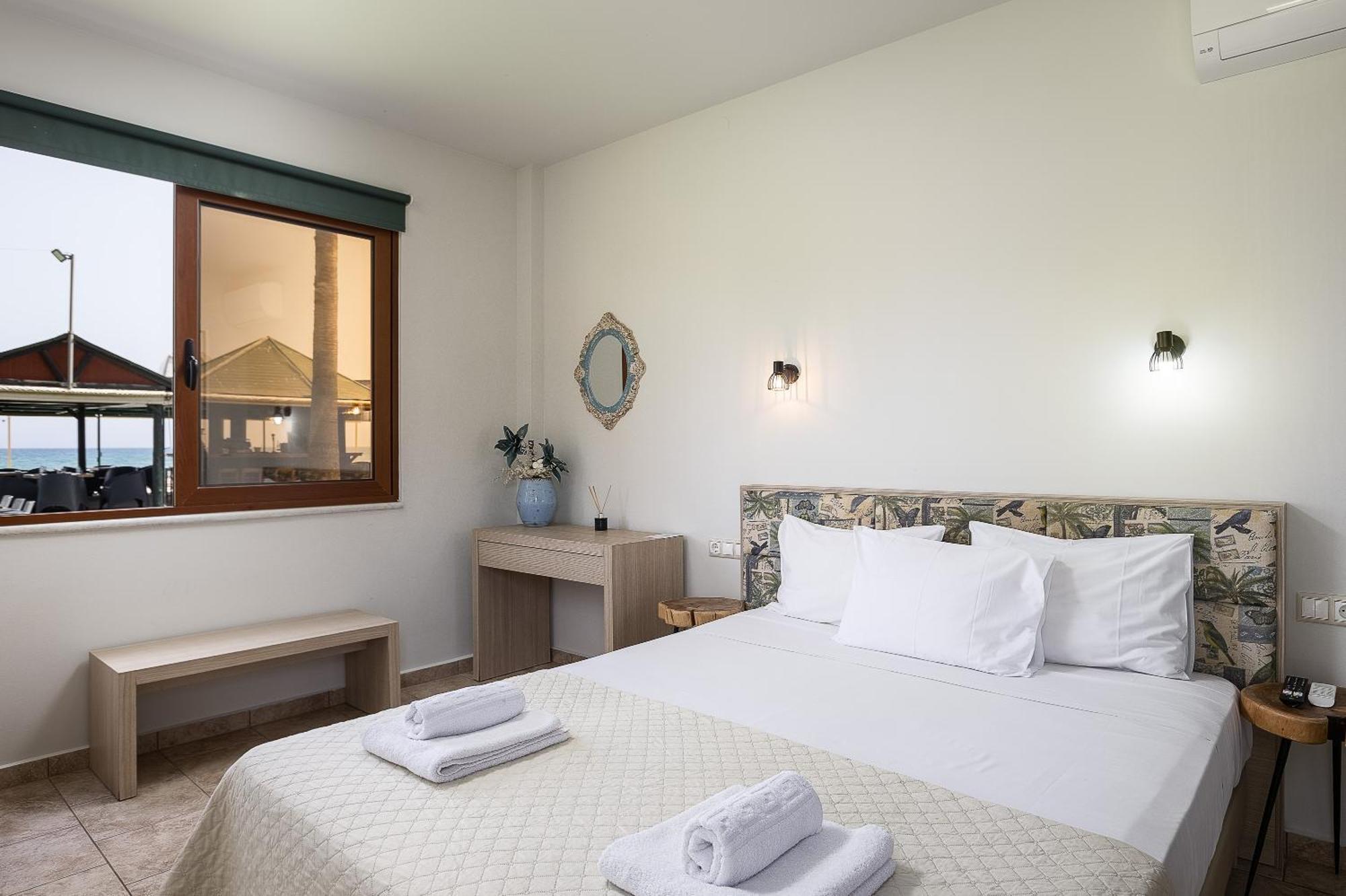 La Palma Beachfront Suites Georgioupoli Dış mekan fotoğraf